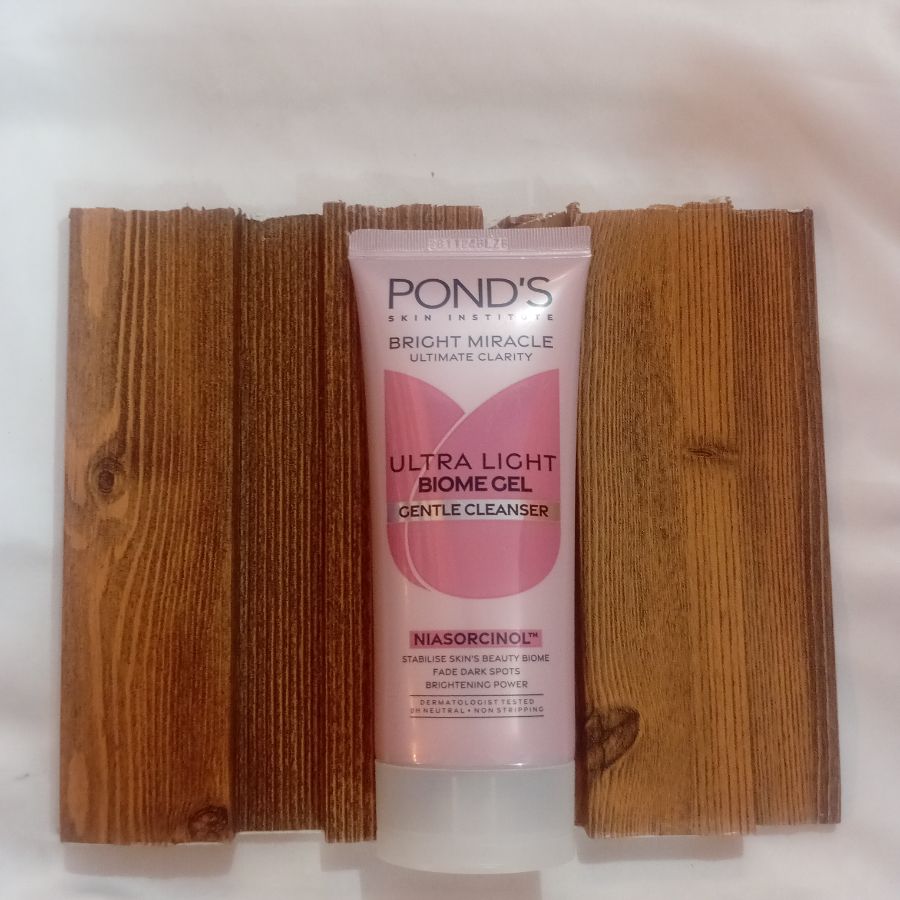 Ponds Gentle Cleanser Niasorcinol 