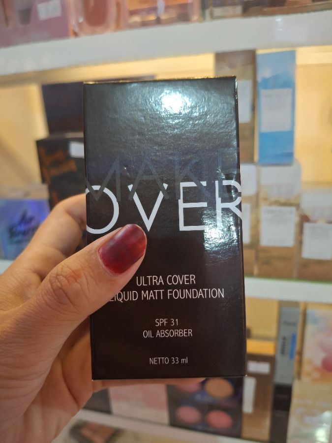 MAKE OVER ULTRA LIQUID FOUNDATION SHADE 08