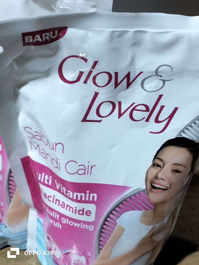 Sabun cair GLOW LOVELY 