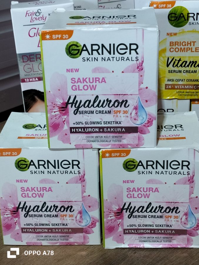 DAY CREAM GARNIER SAKURA POT