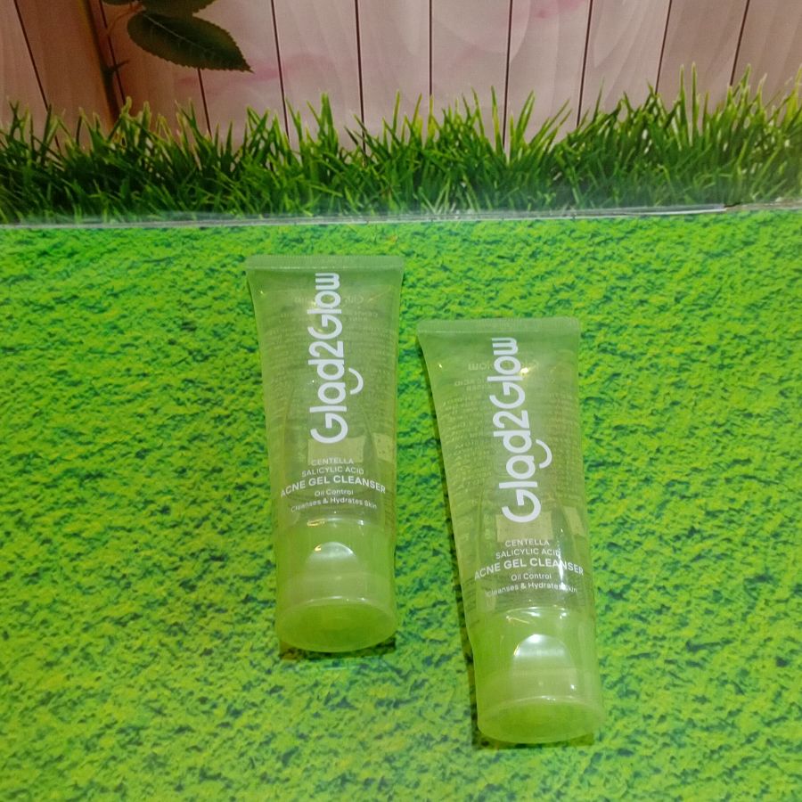 Glad2Glow Acne Gel Cleanser