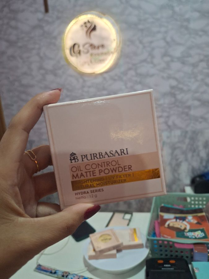 Purbasari TWC oil control matte powder (natural)