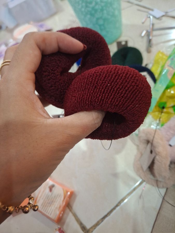 Ikat rambut donat