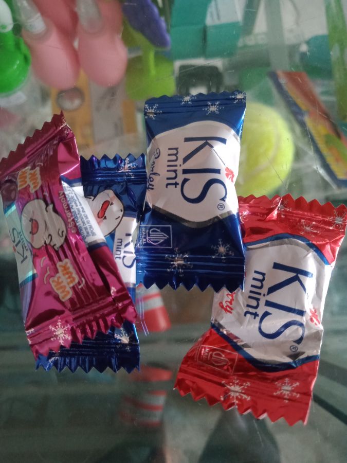 Permen (3 pcs)