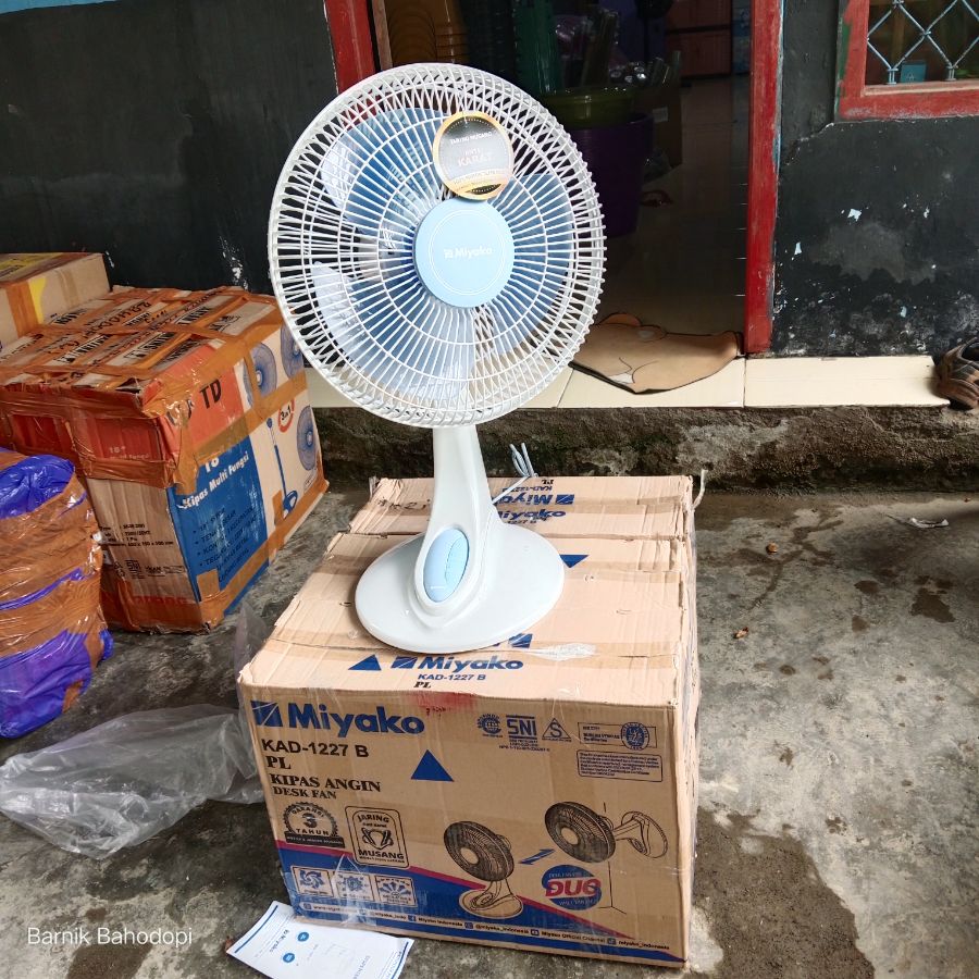 KIPAS MIYAKO DUDUK