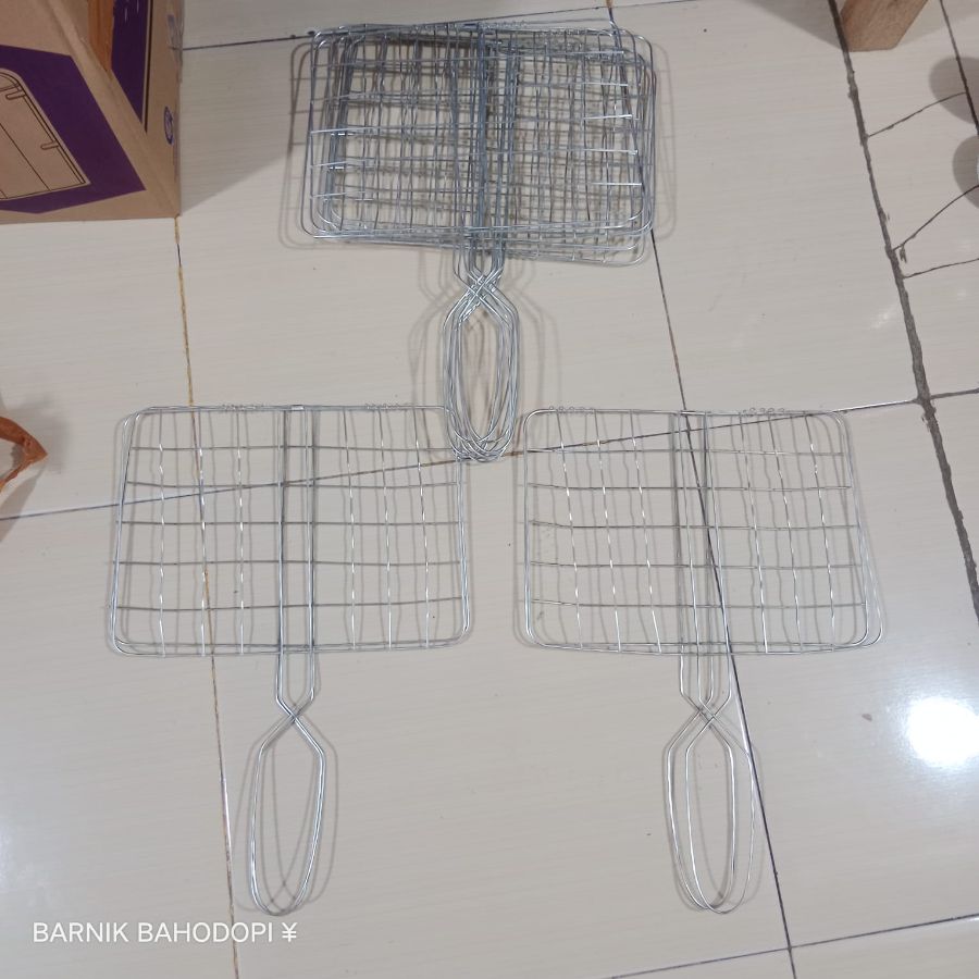 PEMBAKARAN IKAN