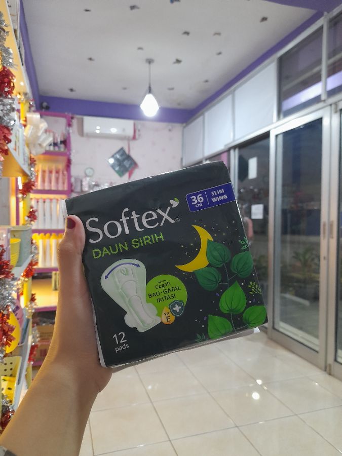 Softex Daun Sirih 36Cm