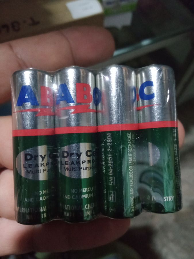 Baterai ABC hijau