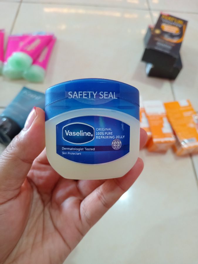VASELINE REPAIRING JELLY ORIGINAL