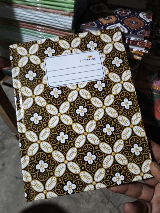 Buku quarto A5 isi 100