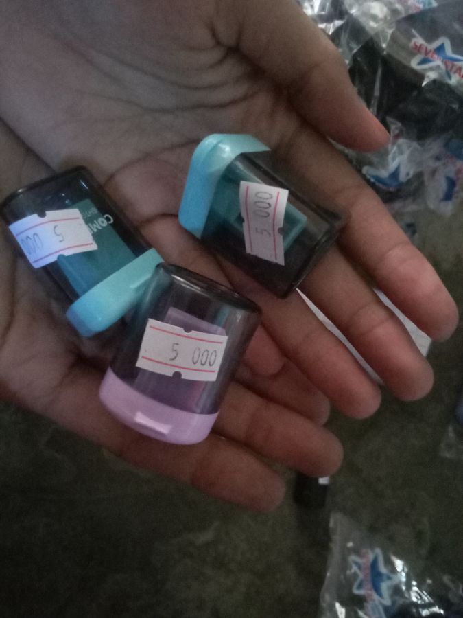 Peraut pensil 5,000 an
