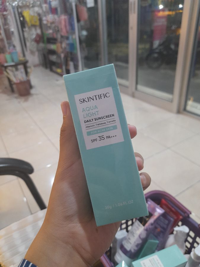 Skintific Aqua Light Daily Sunscreen Spf 35