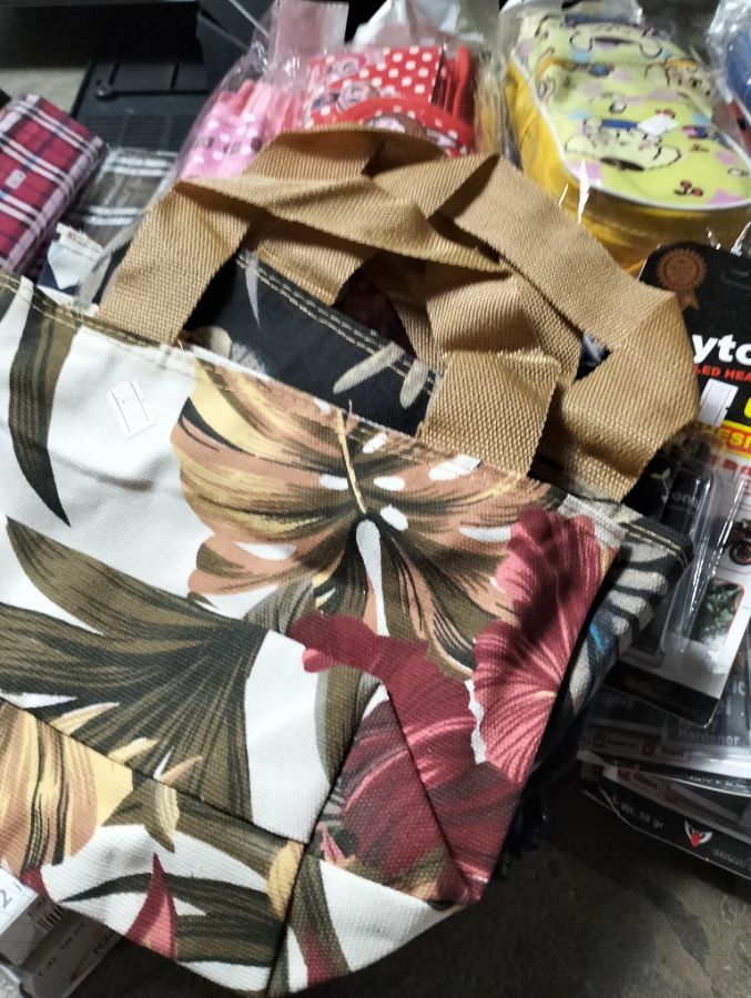 Tas Bekal standar mitif