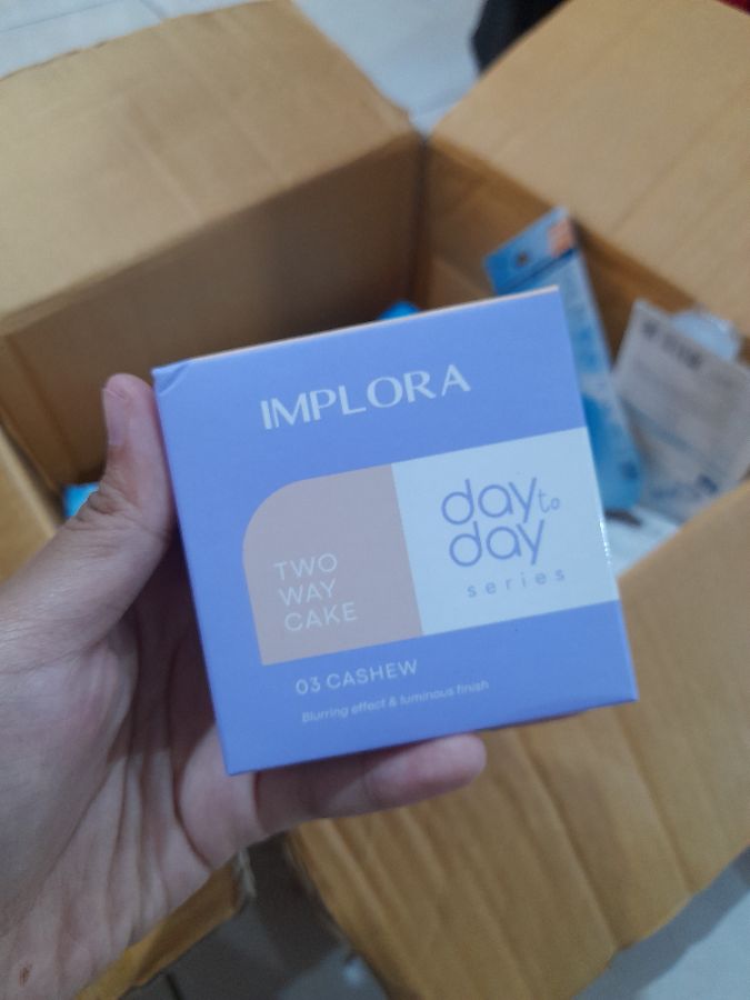 Implora Two Way Cake Day To Day Series 03