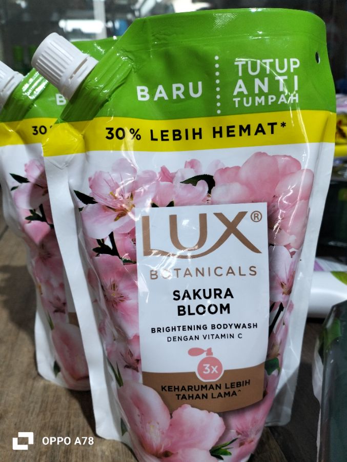 LUX BODY WASH SAKURA 