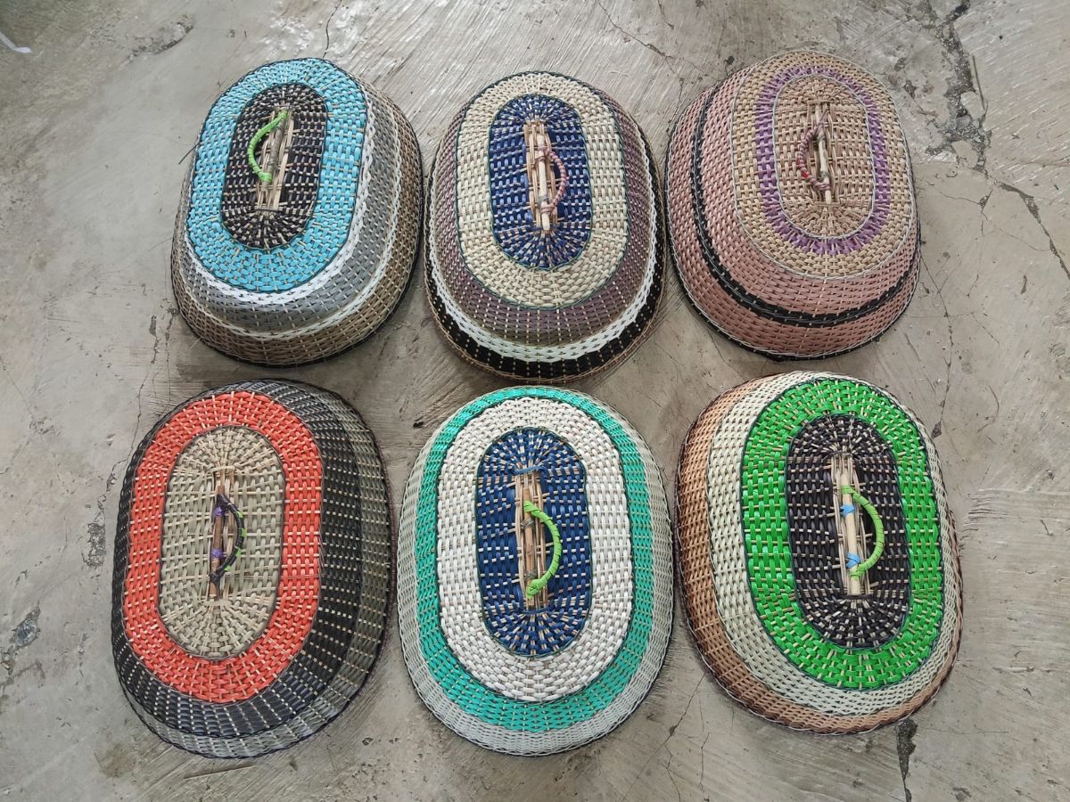 TUDUNG SAJI ROTAN