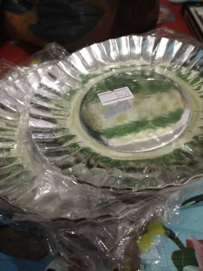 Piring ultah kecil