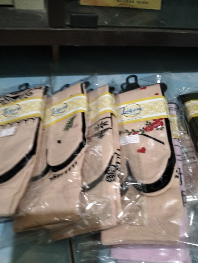 Kaos kaki cewek kekinian latifasock