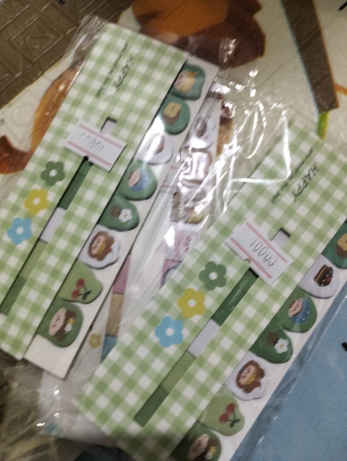 Pembatas buku model lonjong