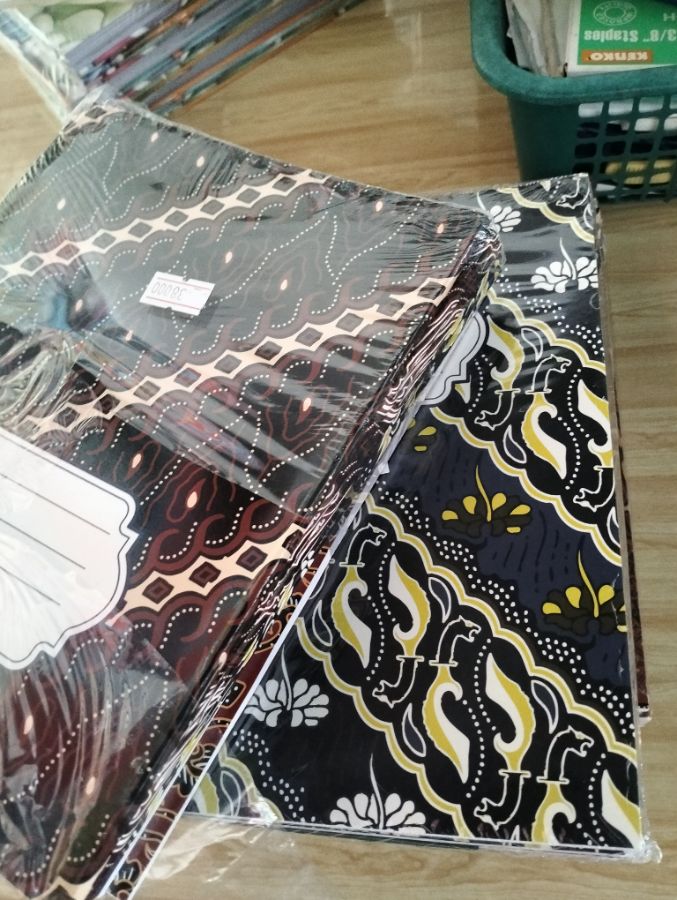 Buku tulis tipis xpulp