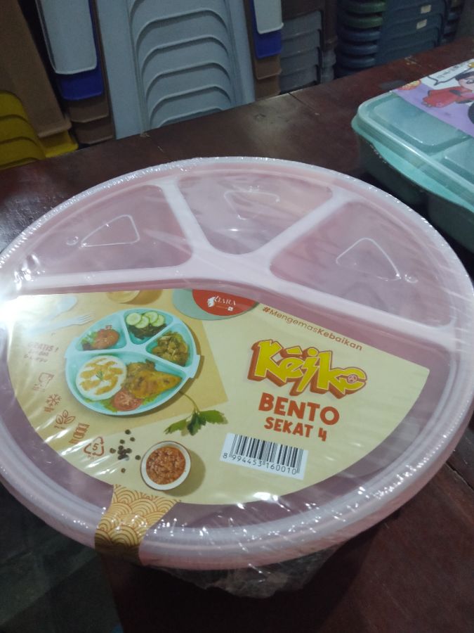 T MAKAN KEIKO BENTO SEKAT 4 KIARA