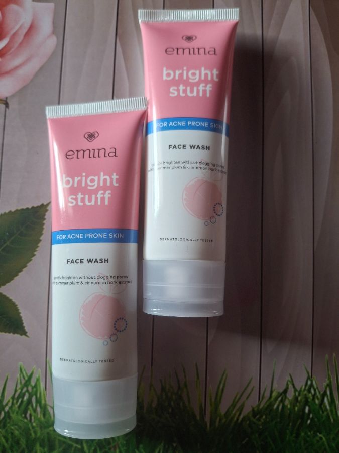 Emina bright stuff face wash acne