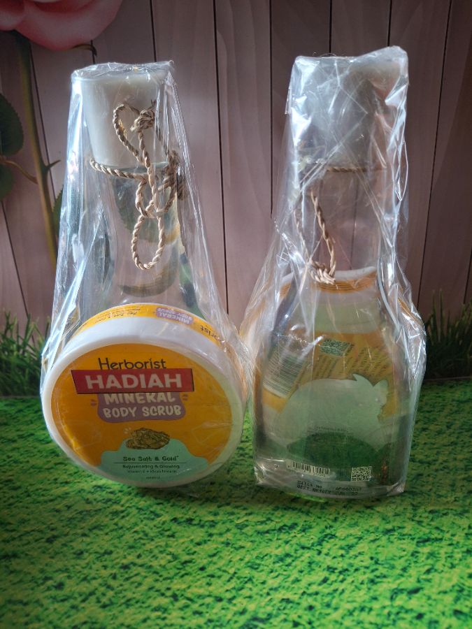 Herborist minyak zaitun free body scrub