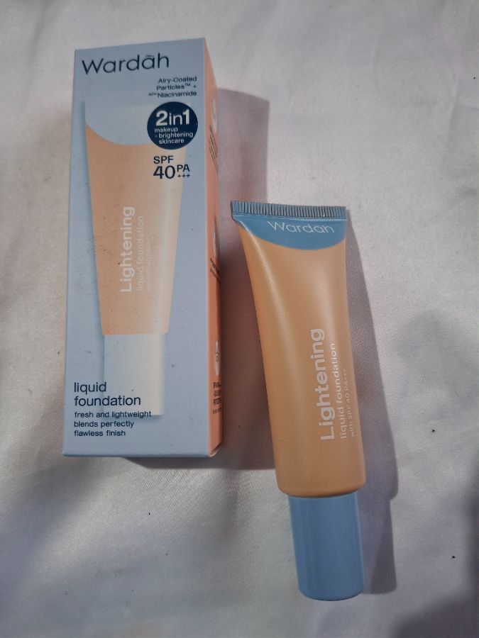 Wardah liquid foundation shade 02