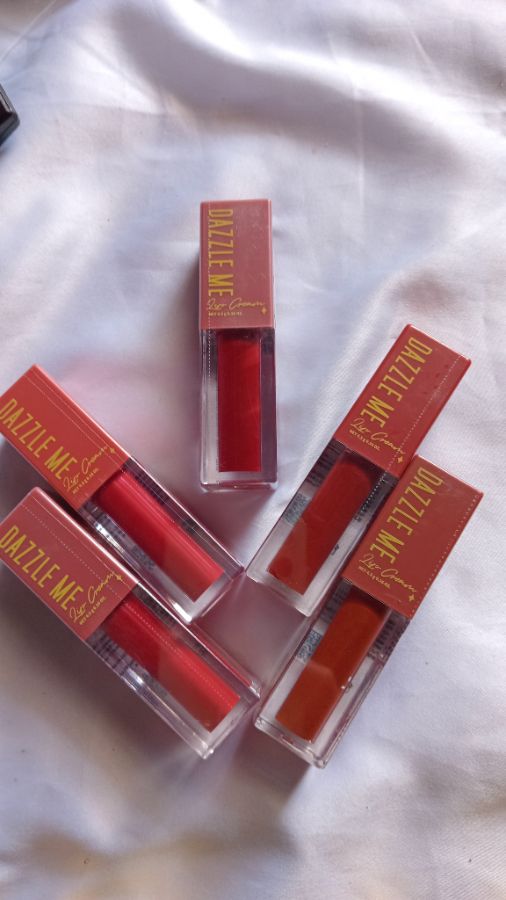 Dazzle me lipcream blazing hot
