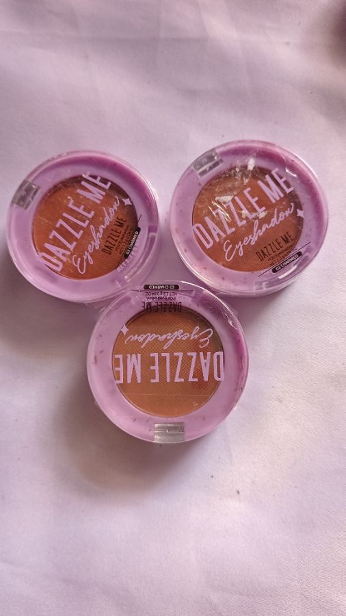 Dazzle me eyeshadow 03 