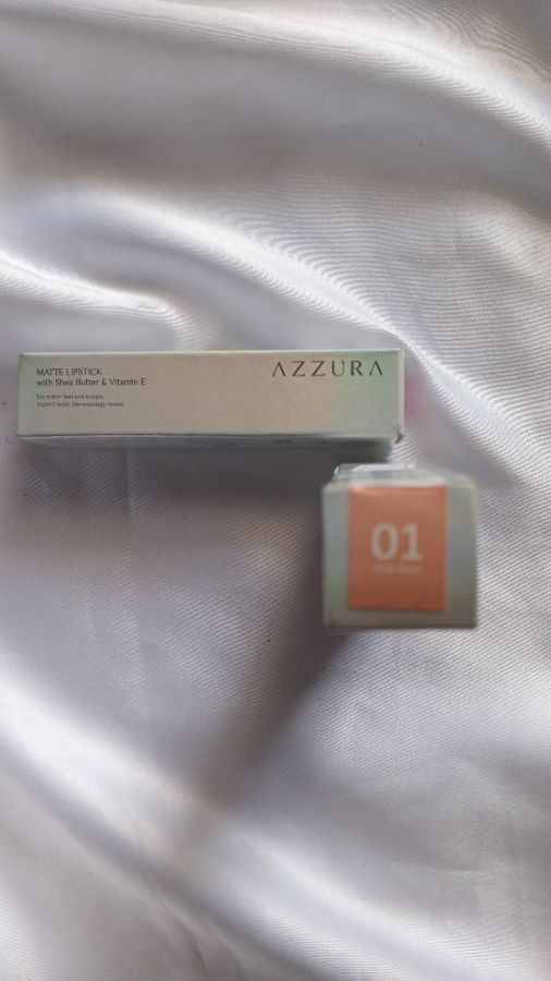 Azzura matte lipstick 01