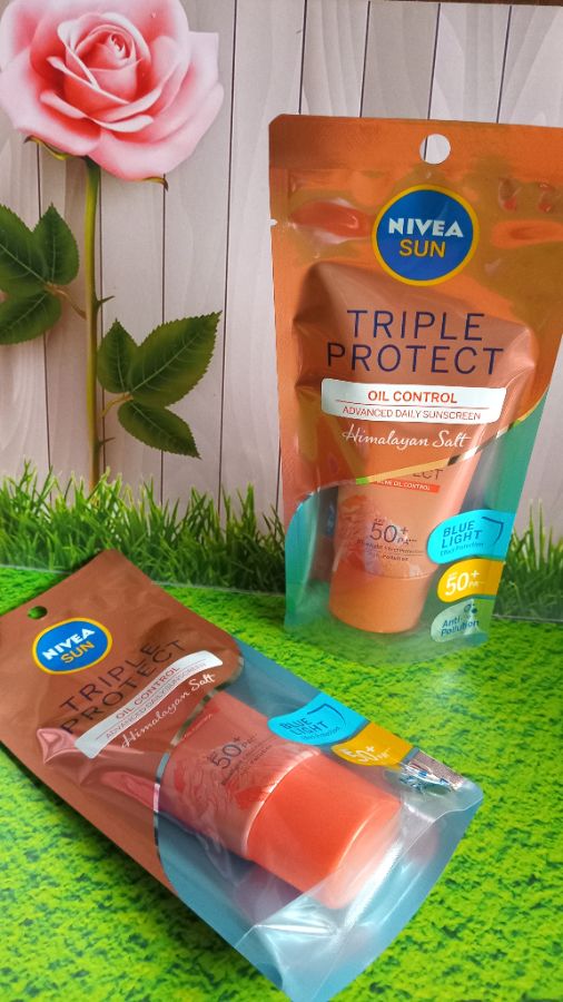 Nivea sun triple protect oil control