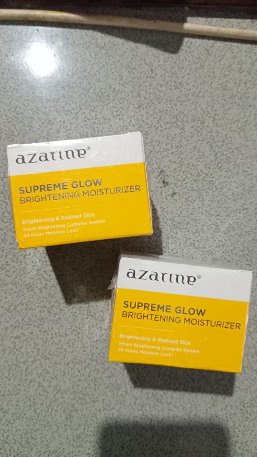 Azarine supreme glow brightening moisturizer