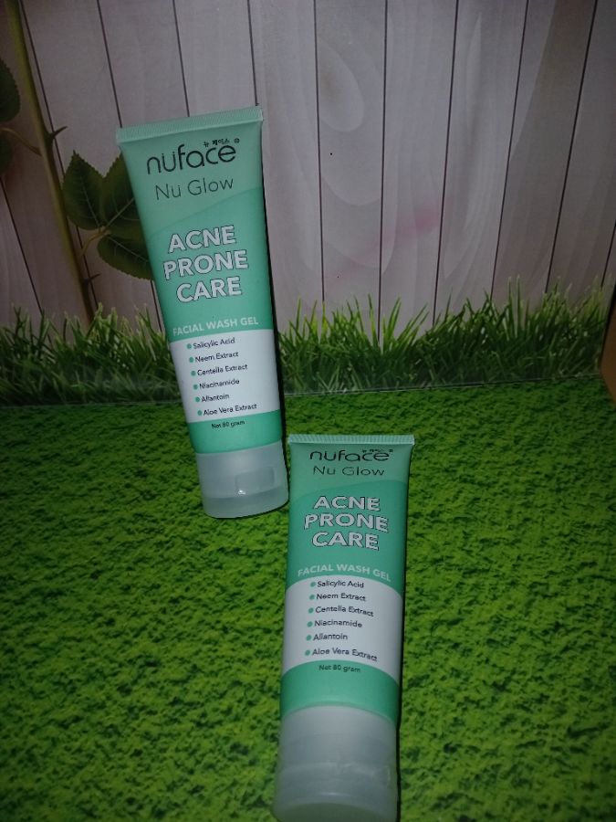 Nuface nu Glow acne facial wash 