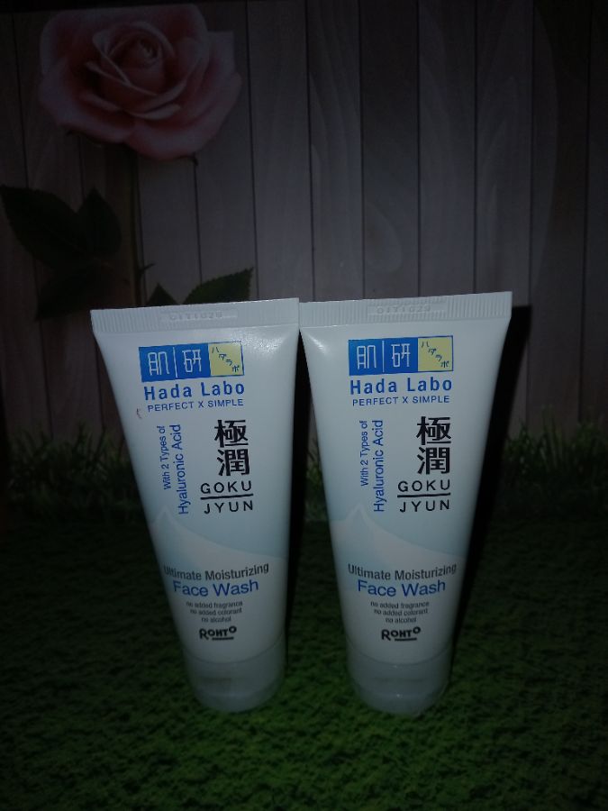 Hadalabo goku jyun ultimate mois face wash