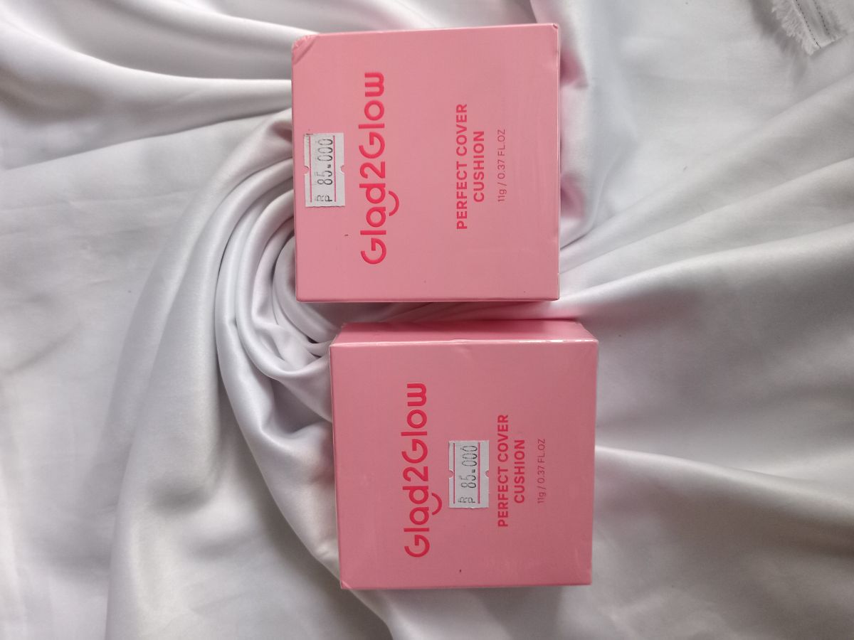 Glad2Glow Cushion Praline 02