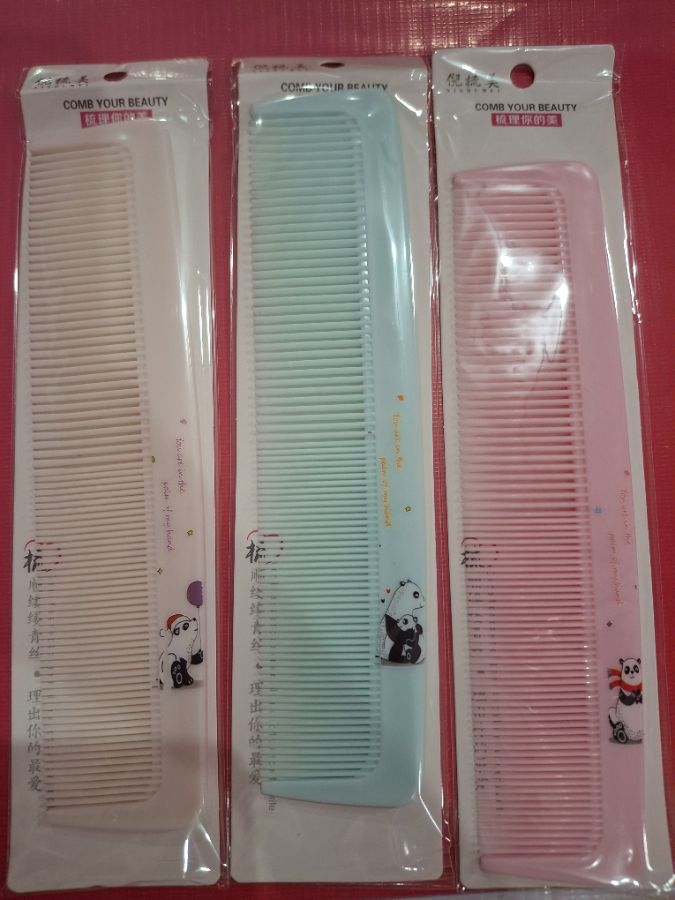 Sisir besar hair comb