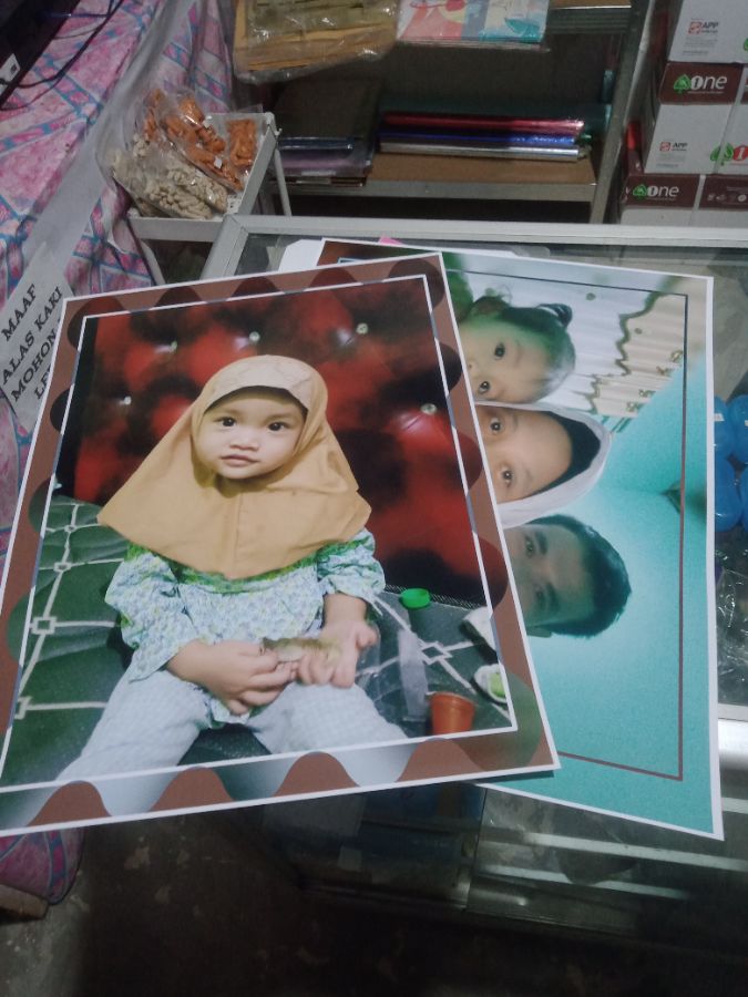 Cetak Foto 12R (30x40)