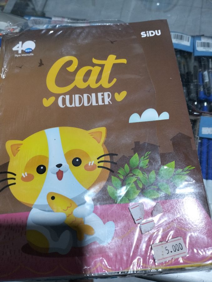 Buku tulis Cat cuddler