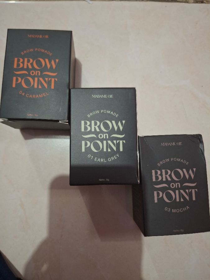 MADAMGIE BROW POMADE (04 CARAMEL)