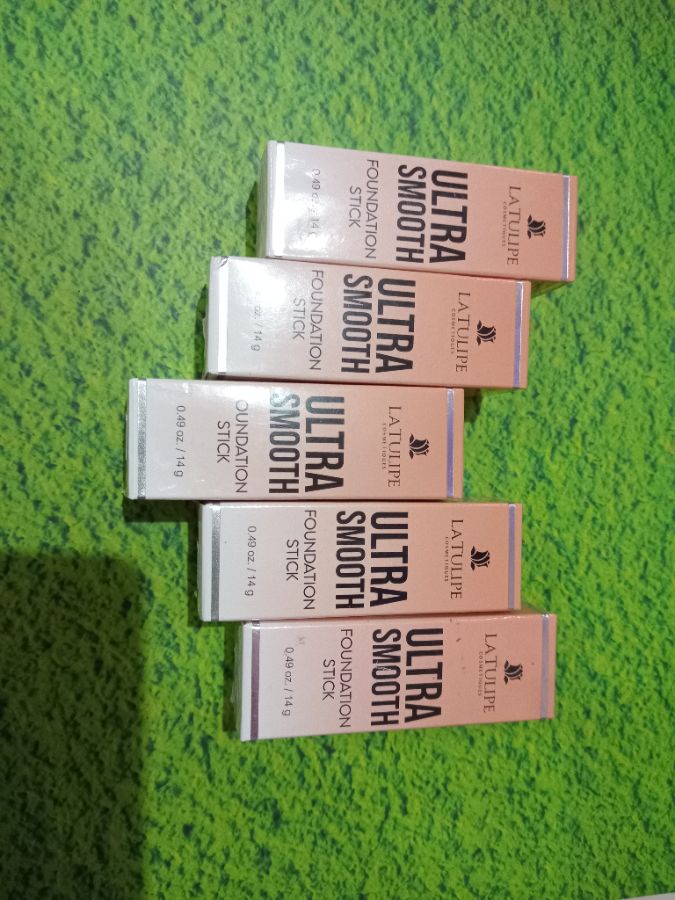 Latulipe Ultra Smoth Foundation Stik 04
