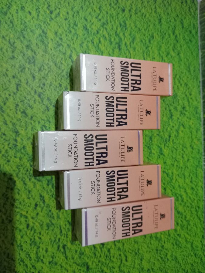 Latulipe Ultra Smoth Foundation Stik 05