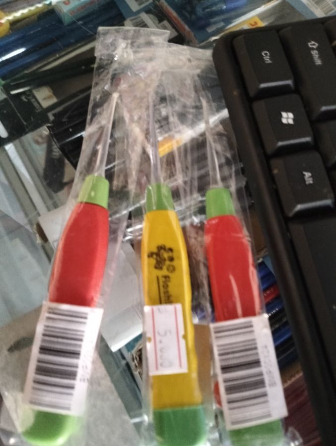 Korek kuping / pembersih telinga 