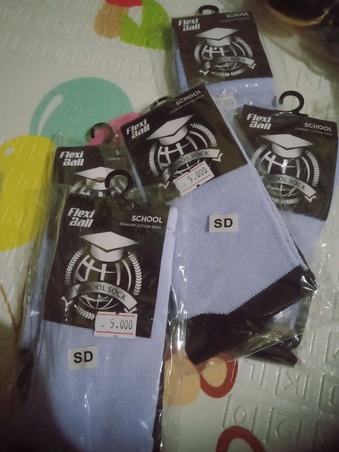 Kaos kaki Flexi ball