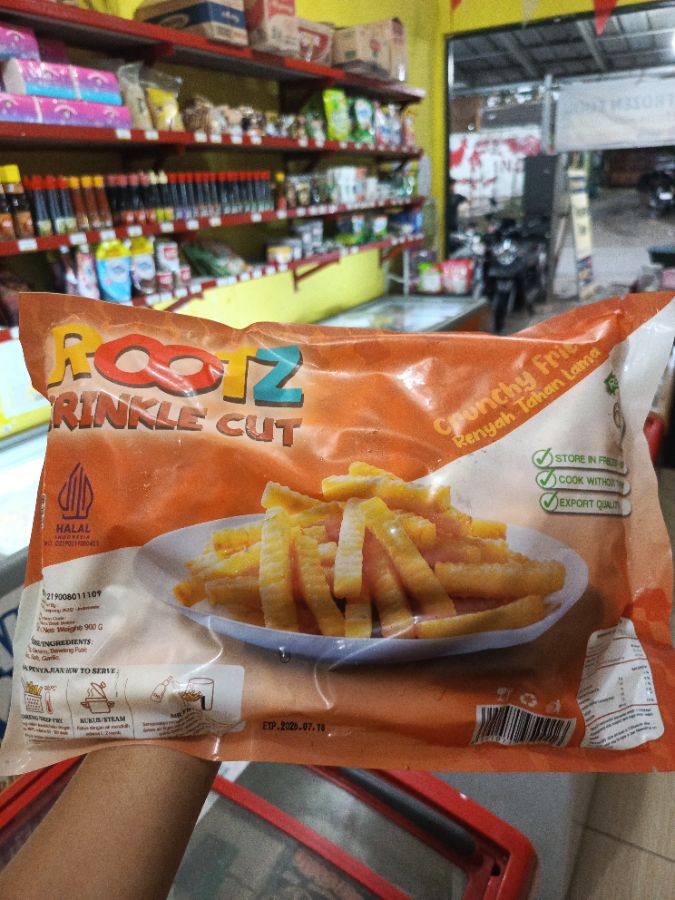 Rootz Crinckle Cut 900gr