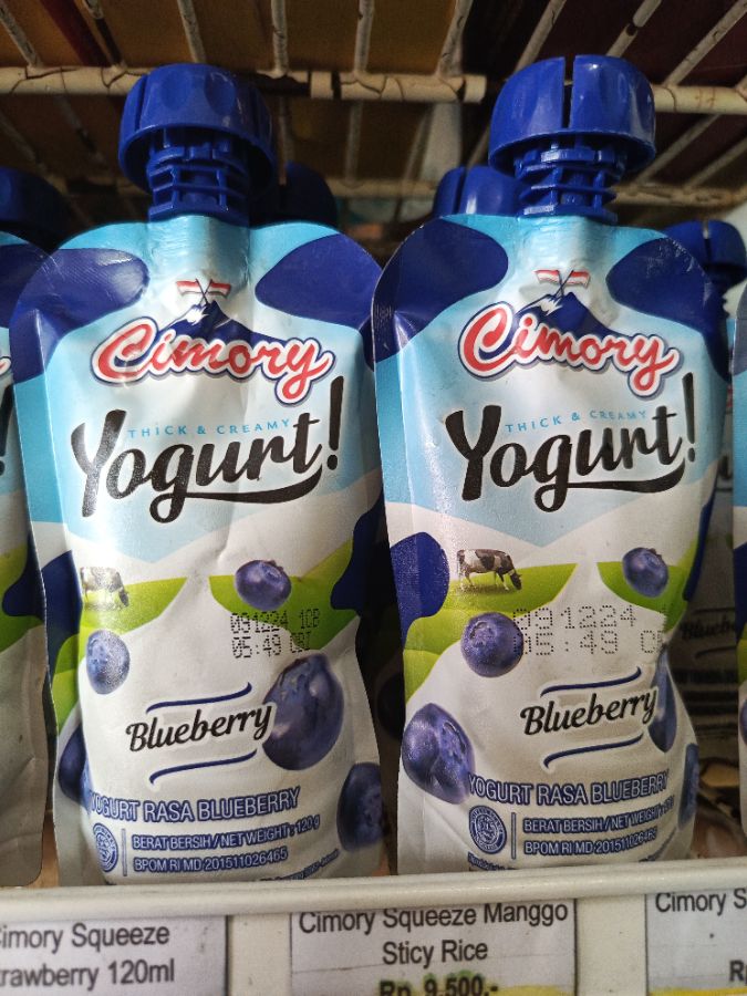 Cimory Squeeze Blueberry 120ml