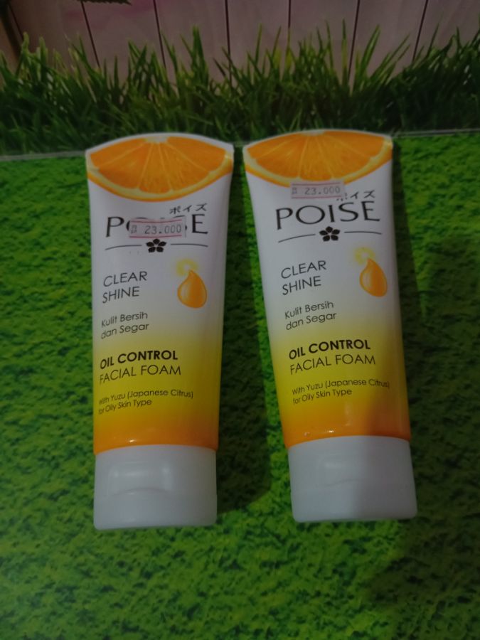 Poise Clear Shine Oil Control Facial Foam 100gr