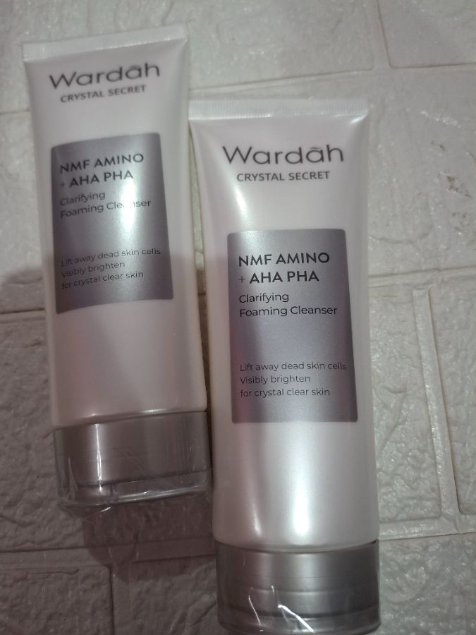 WARDAH CRYSTAL SECRET FACIAL FOAM