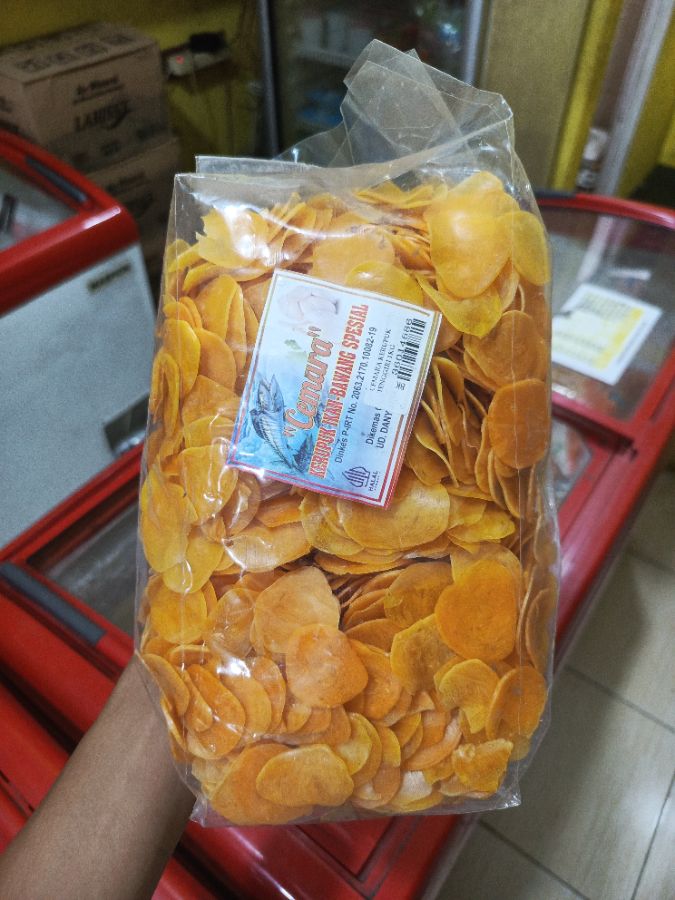 Cemara Kerupuk Tenggiri 1kg