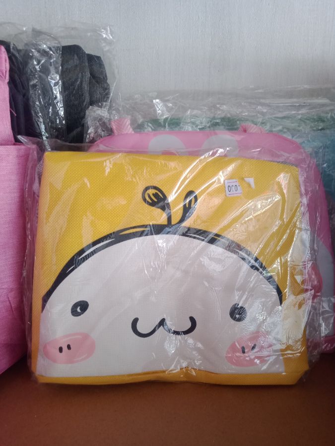 Tas bekal 15 ribuan
